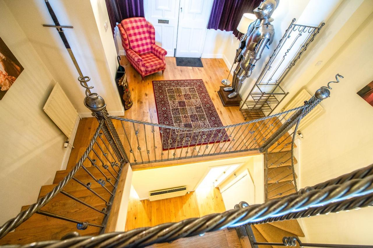 דירות Famous House, 1 Minute From Edinburgh Castle מראה חיצוני תמונה